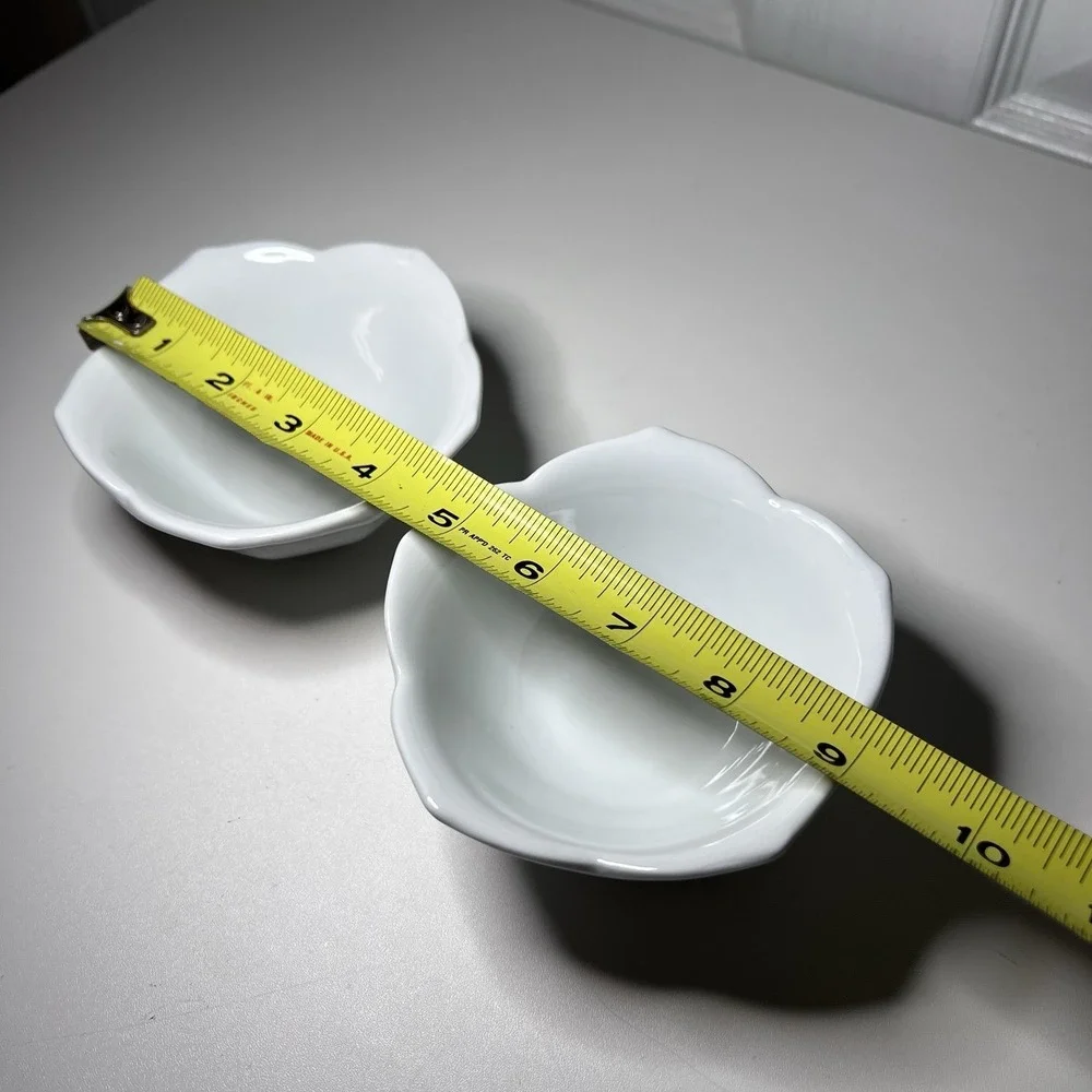 2 Vintage White Lotus Bowls‎ Petal Flower Ribbed Porcelain Dessert Ice Cream